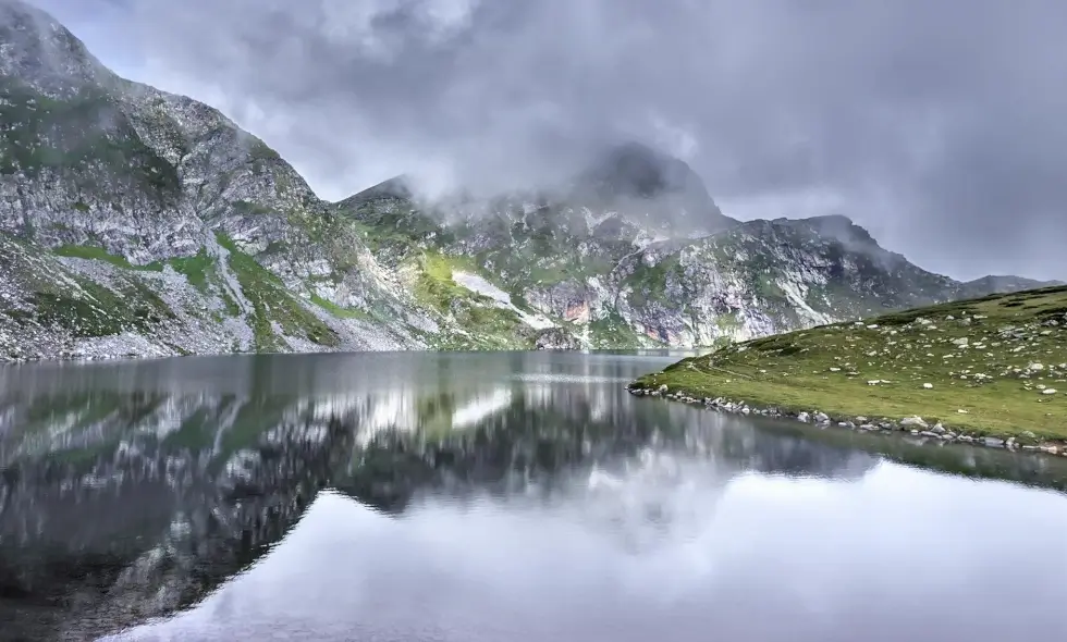 Bulgaria e-vignette purchase - travel options accessible via highway