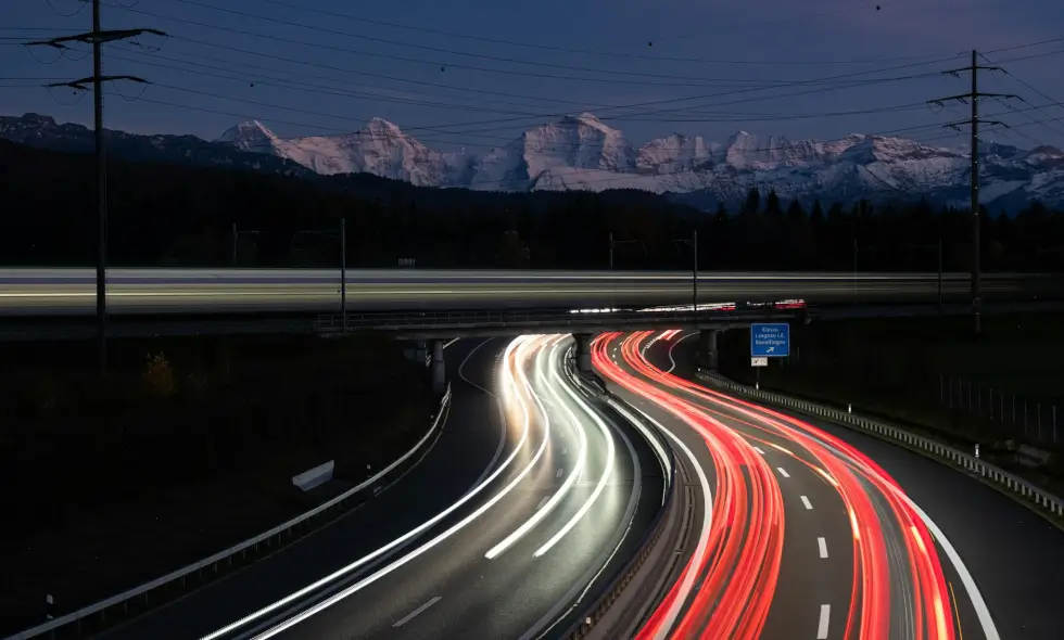 Schweizer Autobahnen: Der Vignette-Kauf im Jahr 2026 – einfach und schnell