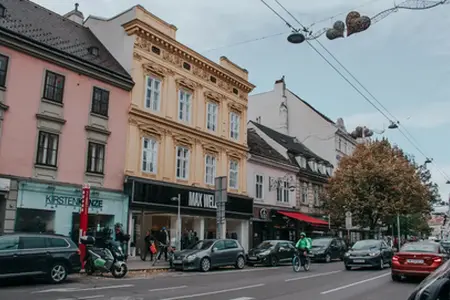 Avstrijski cestni promet in spletni nakup e-vinjete